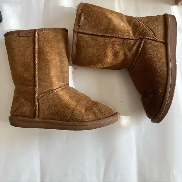 Minnetonka Genuine Sheepskin leather Women Olympia Short Boots Golden Tan size 8 - Picture 15 of 15